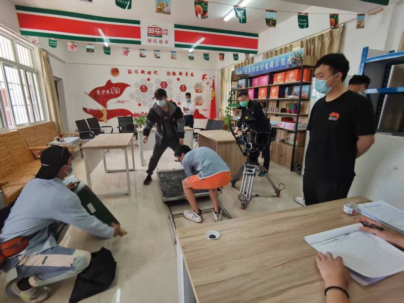 尖草坪区广告片拍摄公司：极简主义践行者，少即是多的视觉哲学